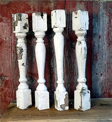 4 Balusters White Wood Architectural Salvage Spindles Porch Post House Trim A3,