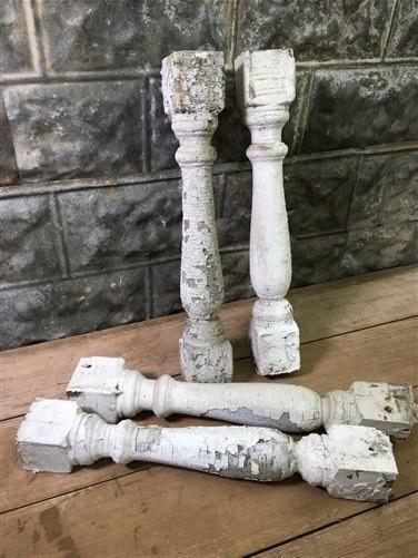 4 Balusters White Wood Architectural Salvage Spindles Porch Post House Trim A9