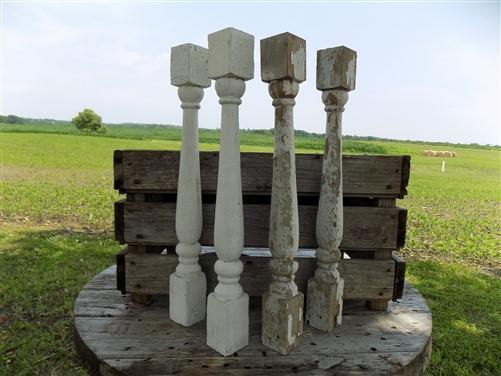 4 Balusters White Wood Architectural Salvage Spindles Porch Post House Trim A19,