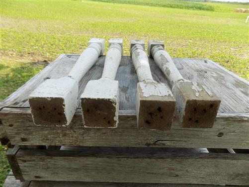 4 Balusters White Wood Architectural Salvage Spindles Porch Post House Trim A19,