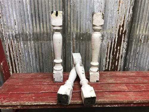 4 Balusters White Wood Architectural Salvage Spindles Porch orders Post House Trim A40, Vintage Wood Spindles, Wooden Balusters, Rustic Farmhouse