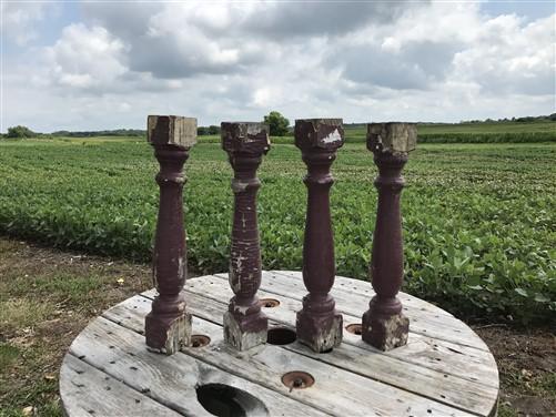 4 Balusters Painted Wood Architectural Salvage Spindles Porch House Trim P,