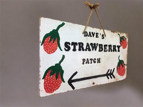 Dave's Strawberry Patch Sign, Vintage Farmers Market, Folk Art Advertising A,