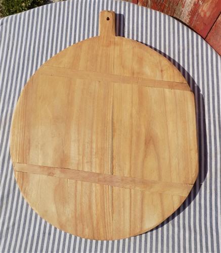 Round Wooden Bread Board, French Cutting Board, Rustic Chopping Board D99,
