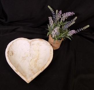 White Wood Heart Bread Dough Bowl, Rustic French Country Carved Centerpiece A10