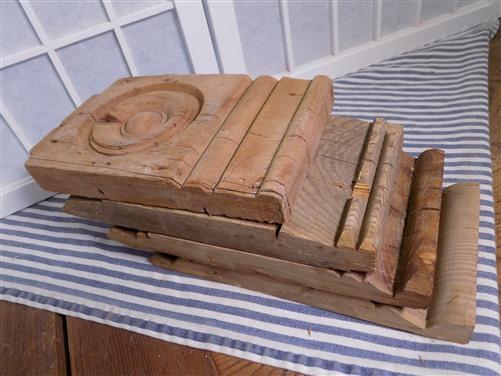 4 Plinth Blocks, Antique Bullseye Rosettes, Architectural Salvage, Wood Trim A78