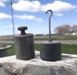 Round Solid Small Scale Weights Vintage Metal Industrial Fairbank Morse A152