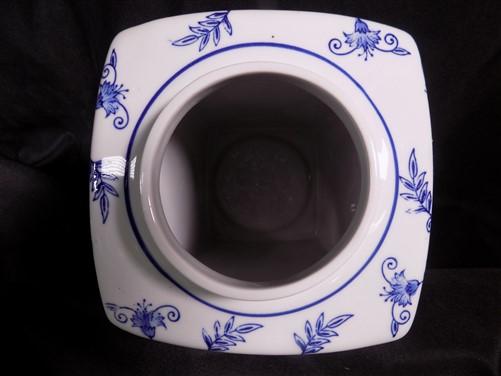 Square Blue & White Ginger Jar, 12 Chinese Porcelain Decor, Asian Chinoiserie C