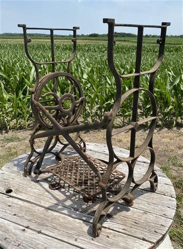 Treadle Sewing Machine, Cast Iron Base, Industrial Age Singer Steampunk PU