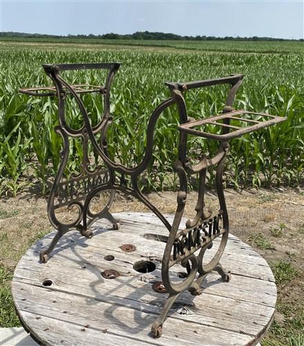 Treadle Sewing Machine, Cast Iron Base, Industrial Age Singer Steampunk PW