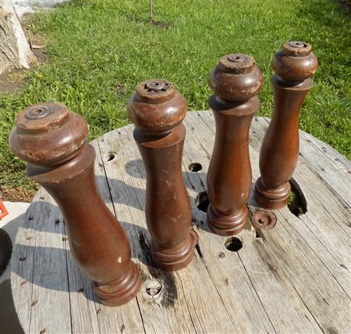 4 Balusters Green Wood Architectural Salvage Spindles Porch Post House Trim J Vintage Wood Spindles, Wooden Balusters, Rustic deals Farmhouse