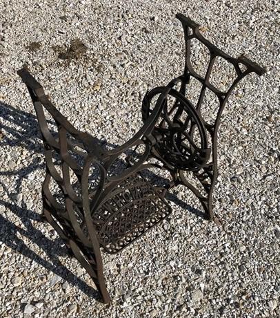 Treadle Sewing Machine, Cast Iron Base, Industrial Age Singer Steampunk QA,