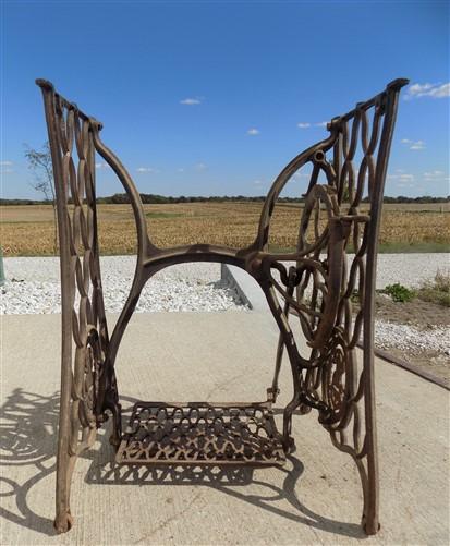 Treadle Sewing Machine, Cast Iron Base, Industrial Age Singer Steampunk QC,