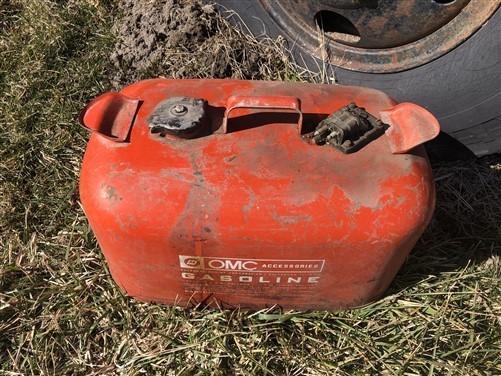 6 Gallon OMC Gasoline Gas Fuel Tank, Vintage Outboard Boat Motor Gas Can A17,