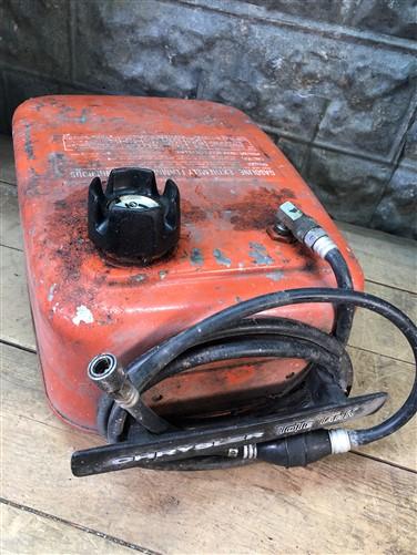 6 Gallon Chrysler Tote Tank, Gasoline Gas Can, Outboard Boat Motor Vintage E,