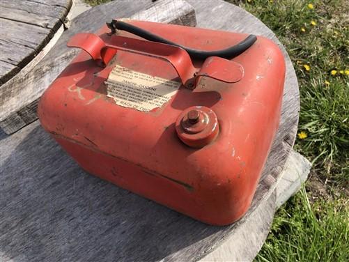 Small Gasoline Gas Fuel Tank Metal Can Outboard Boat Motor Johnson Vintage V,
