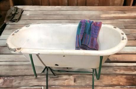 Vintage Hungarian Porcelain Baby Bath Tub w/Stand, Farmhouse Garden Planter A3,