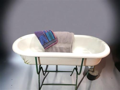 Vintage Hungarian Porcelain Baby Bath Tub w/Stand, Farmhouse Garden Planter A2,