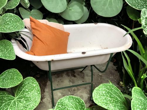 Vintage Hungarian Porcelain Baby Bath Tub w/Stand, Farmhouse Garden Planter A12,