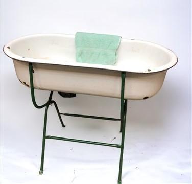 Vintage Hungarian Porcelain Baby Bath Tub w/Stand, Farmhouse Garden Planter A13,