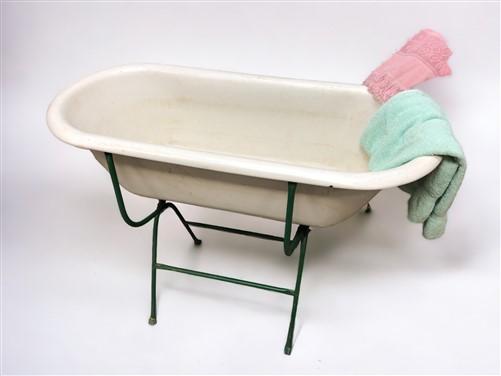 Vintage Hungarian Porcelain Baby Bath Tub w/Stand, Farmhouse Garden Planter A14,