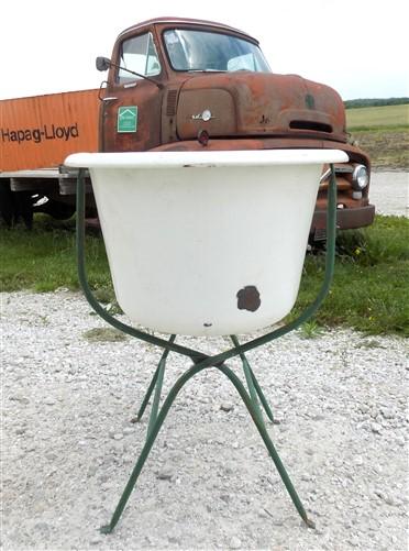 Vintage Hungarian Porcelain Baby Bath Tub w/Stand, Farmhouse Garden Planter A29,