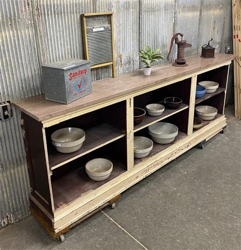 Store Counter Display Table, Tavern Bar, Kitchen Island, Back Bar Store Showcase