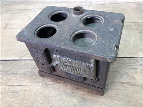 Venus Cast Iron Stove Salesmans Sample, Vintage Advertising Play Toy Cookstove,