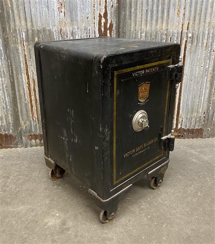 Vintage Floor Safe, 1910 Victor Safe & Lock Co. Single Combination Floor Safe