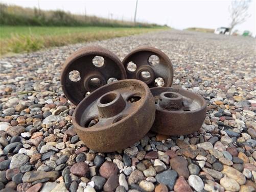 Set of 4 Vintage Wheels, 2.5" Factory Cart Wheels, Industrial Age, Steampunk i