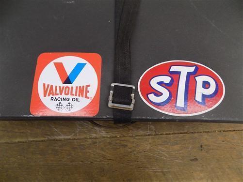 STP Valvoline Motor Oil Tote Container Vintage Gas Service Station Pump Sign