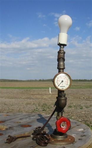 Steampunk Desk Lamp, Pressure Gauge Plumbers Pipe, Industrial Lamp Machine Age Q