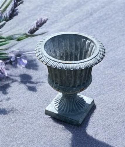 12" Tall Cast Iron Fluted Urn, Flower Pot Planter, Garden Patio Yard Art J1