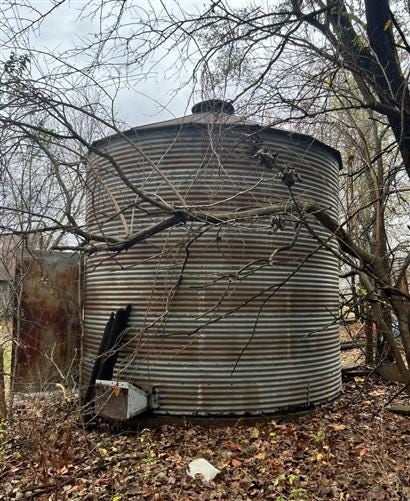 Grain Bin, Vintage Storage Shed She Shed Garage Garden Tool Tiny Home Gazebo, A6