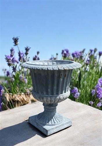 12" Tall Cast Iron Fluted Urn, Flower Pot Planter, Garden Patio Yard Art J1