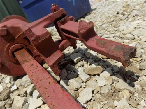 Well Water Pump, Cast Iron Cistern, Windmill Pitcher Pump, Red Jacket, GN