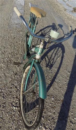 1950s Rollfast Girls Bicycle, Snyder Built SE Vintage Bike, Serial# B200404