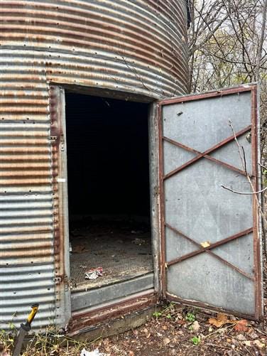 Grain Bin, Vintage Storage Shed She Shed Garage Garden Tool Tiny Home Gazebo, A6