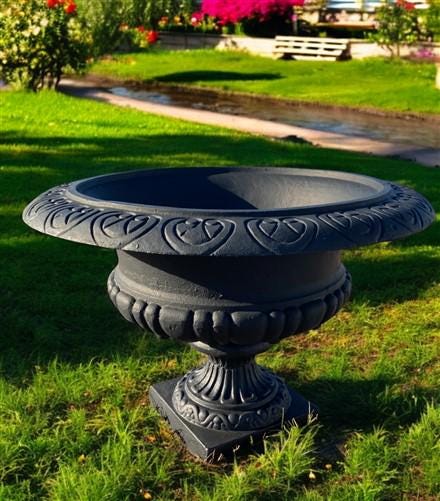 18" Tall Cast Iron Fluted Urn, Flower Pot Planter, Garden Patio Yard Art Q1